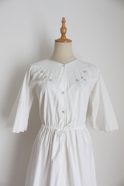 VINTAGE EMBROIDERED COTTON DRESS WHITE - SIZE 8