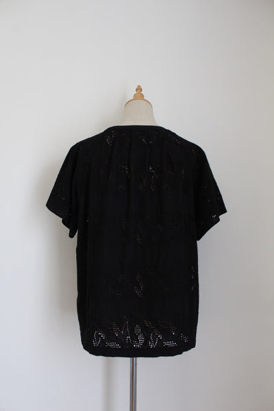TRENERY BRODERIE SHIRT BLACK - SIZE L