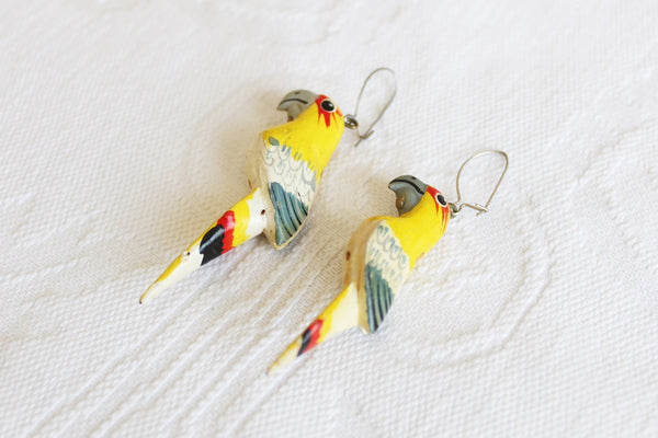 VINTAGE HAND PAINTED PARROT EARRINGS YELLOW