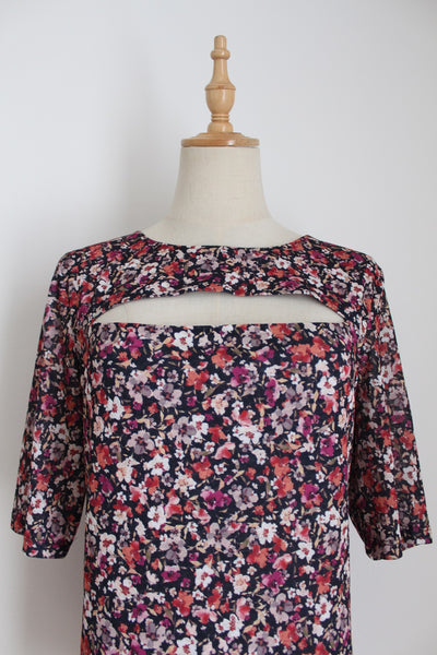 WITCHERY PEEKABOO FLORAL TOP - SIZE XL