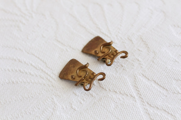 VINTAGE BRASS HAND MADE ABSTRACT CLIP-ONS