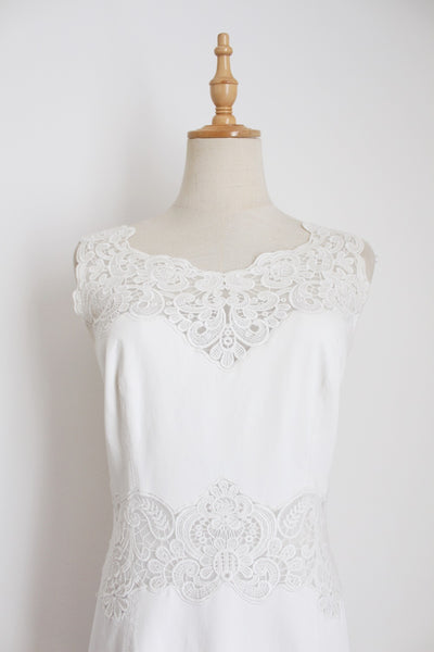 KAREN MILLEN LACE FITTED DRESS WHITE - SIZE 8