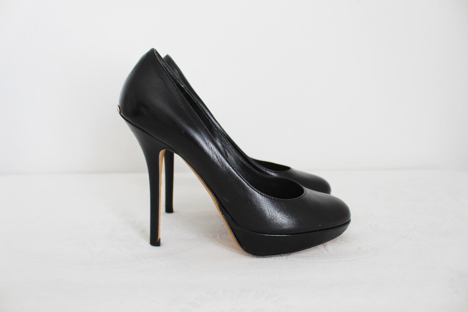 DIOR GENUINE LEATHER HEELS BLACK - SIZE 3