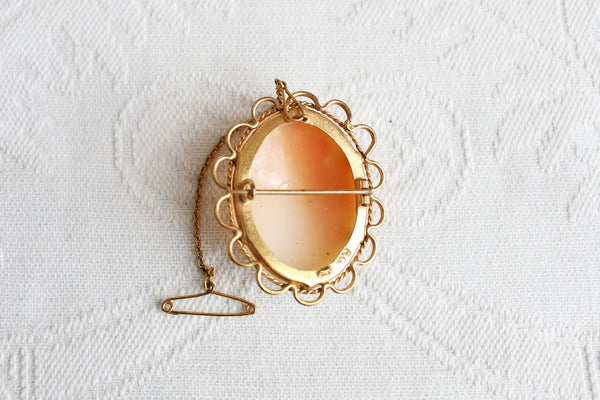 VINTAGE ROLLED GOLD CAMEO BROOCH