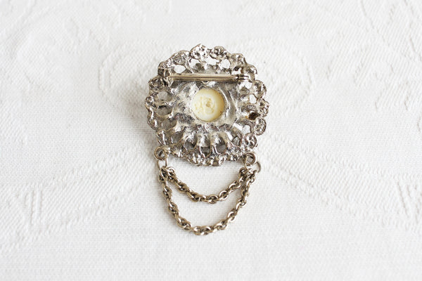 VINTAGE FAUX PEARL CHAIN SILVER TONE BROOCH