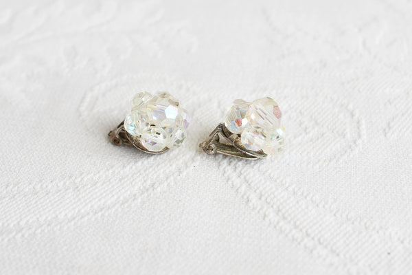 VINTAGE CRYSTAL GLASS CLUSTER CLIP-ONS