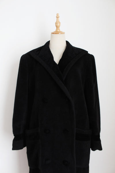 VALENTINO VINTAGE WOOL VELVET COAT BLACK - SIZE 14