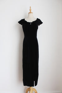 VINTAGE VELVET FITTED EVENING DRESS BLACK - SIZE 8