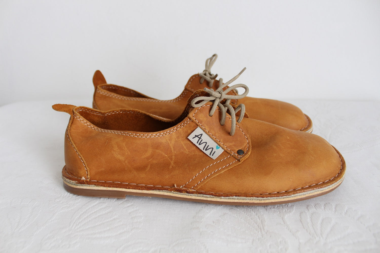 NEW ANNI GENUINE LEATHER VELLIES - SIZE 9