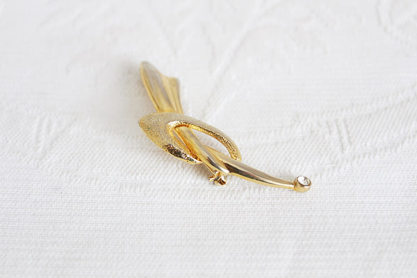 VINTAGE GOLD TONE KNOT BROOCH