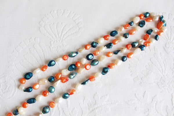 VINTAGE BAROQUE PEARL NECKLACE ORANGE BLUE