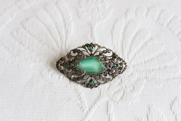 VINTAGE GREEN INLAY FILIGREE BROOCH