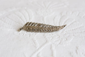 VINTAGE MARCASITE FERN LEAF SILVER TONE BROOCH